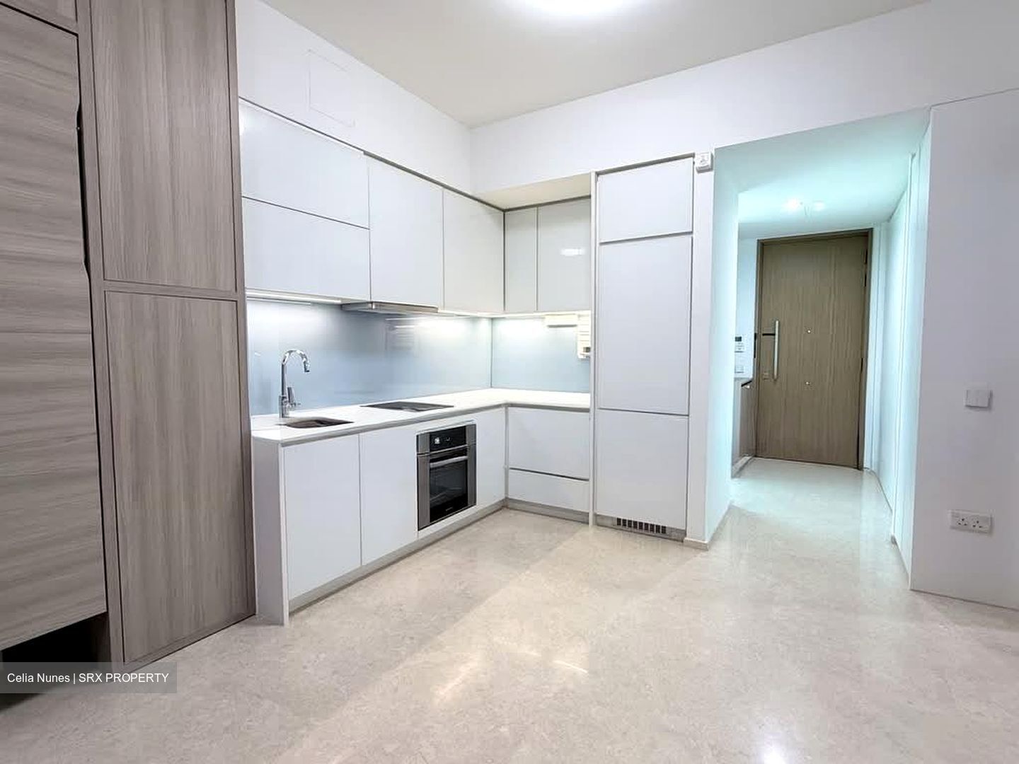 Marine Blue (D15), Condominium #579263241
